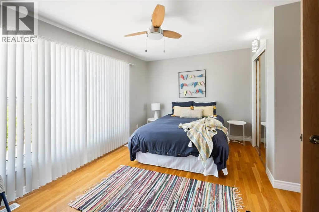 992 Pt. Pelee DRIVE