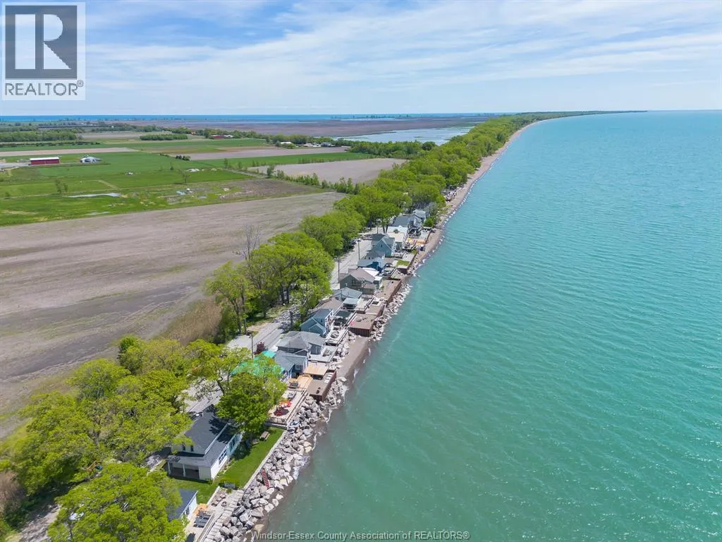 992 Pt. Pelee DRIVE