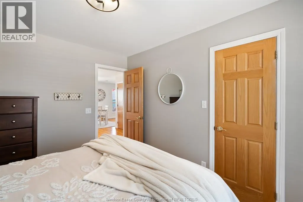 992 Pt. Pelee DRIVE