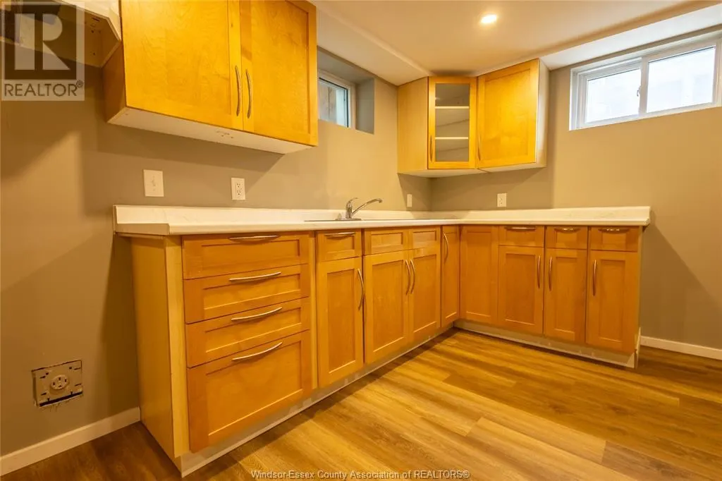 7 GLADSTONE AVENUE