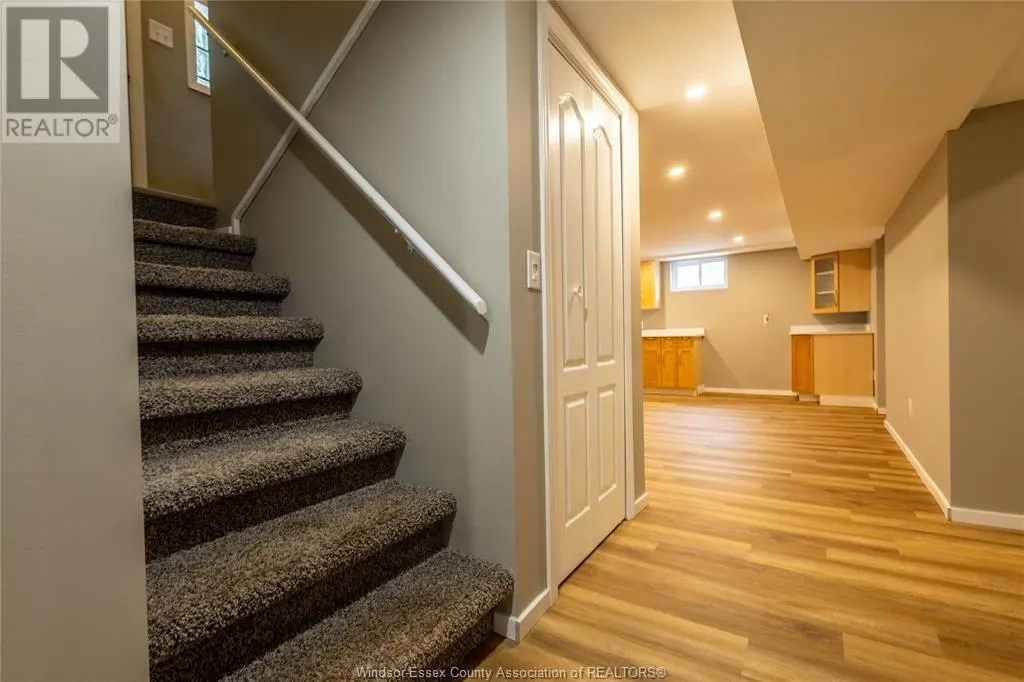 7 GLADSTONE AVENUE