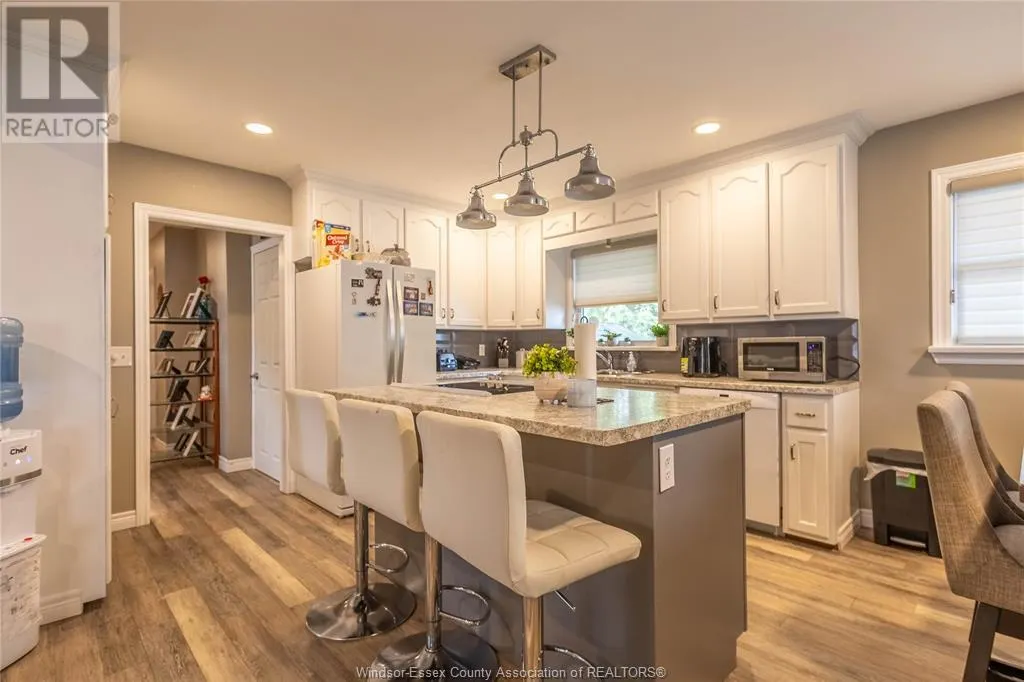7 GLADSTONE AVENUE