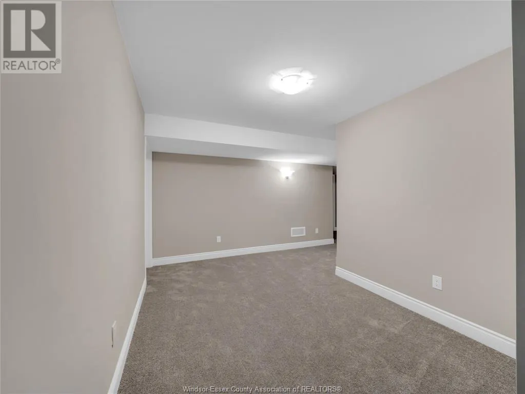 602 Hacket ROAD