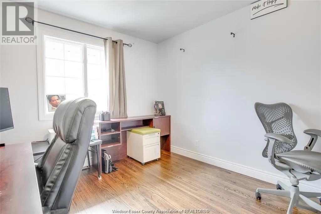 214 Simcoe Unit# UPPER