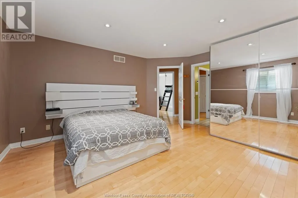 560 Revland DRIVE