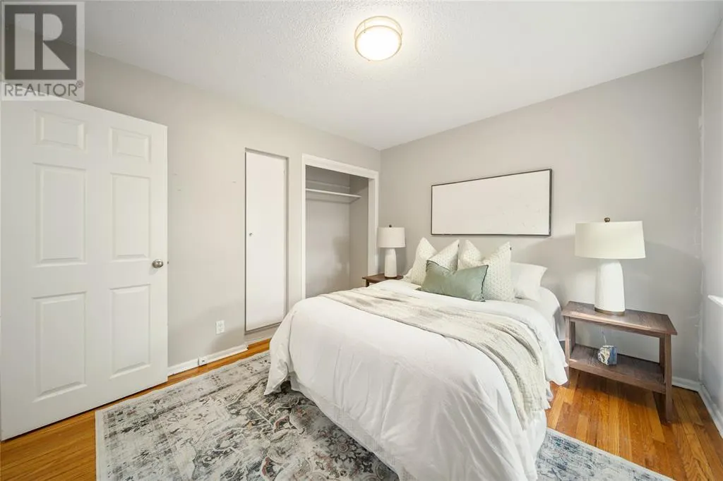 770 NETHERLANDS PLACE