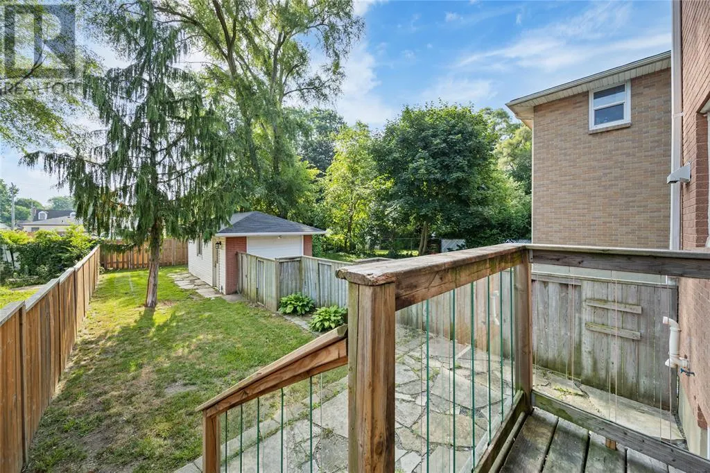 770 NETHERLANDS PLACE