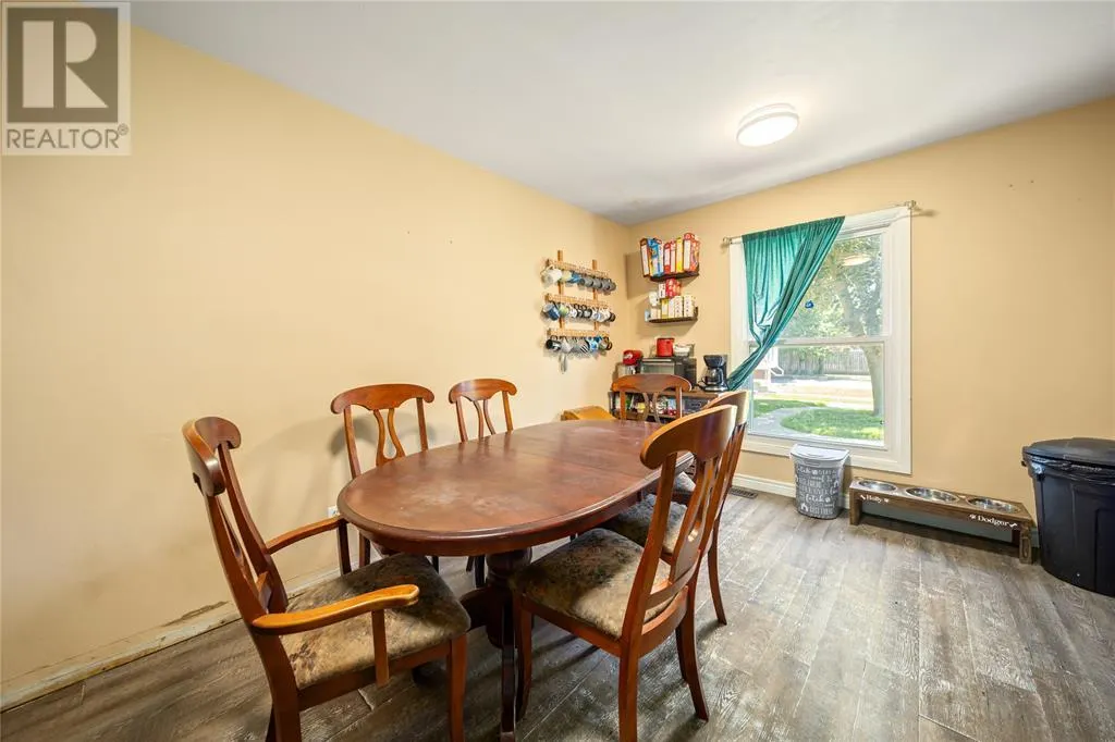 825 Exmouth STREET Unit# 6, #6