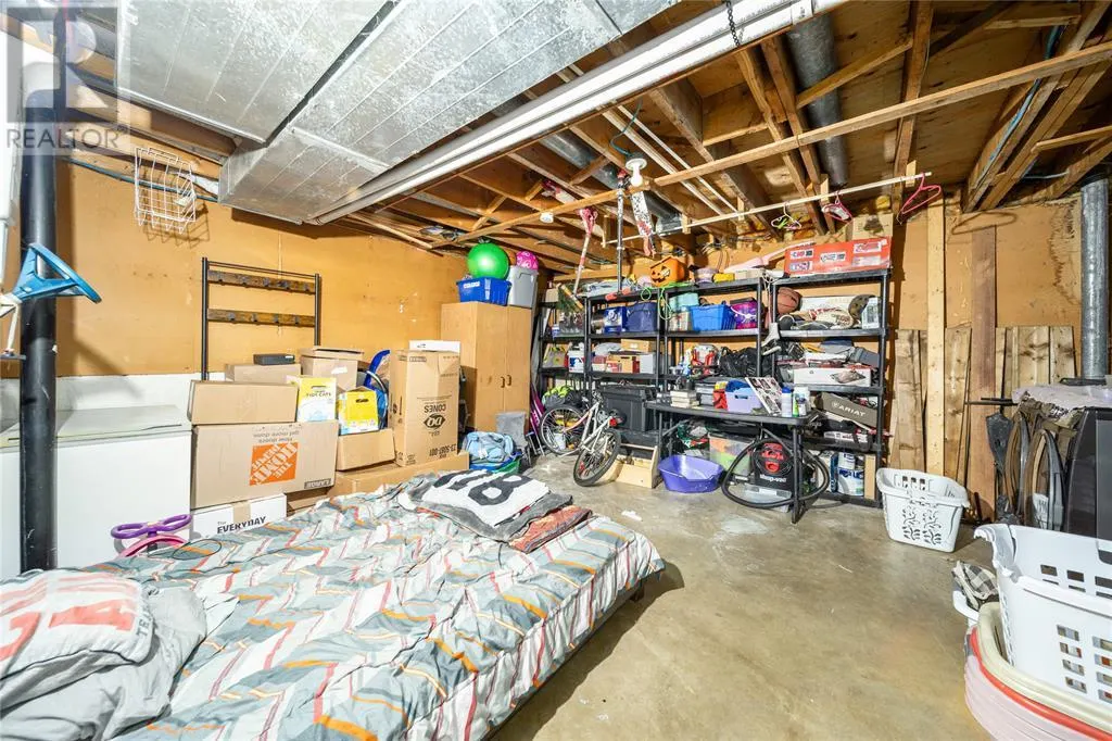 825 Exmouth STREET Unit# 6, #6