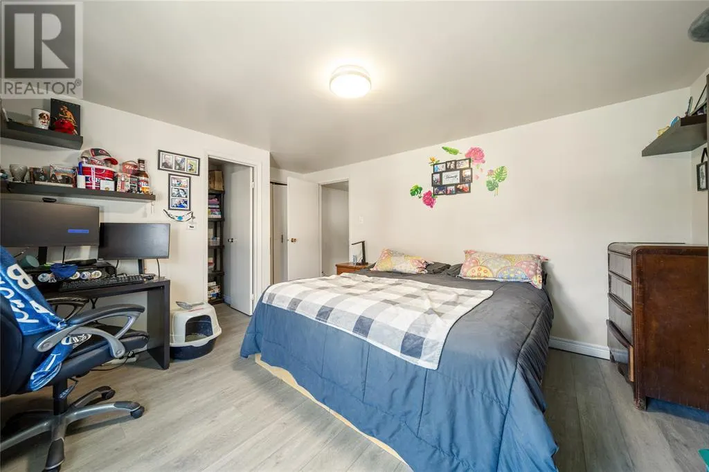 825 Exmouth STREET Unit# 6, #6