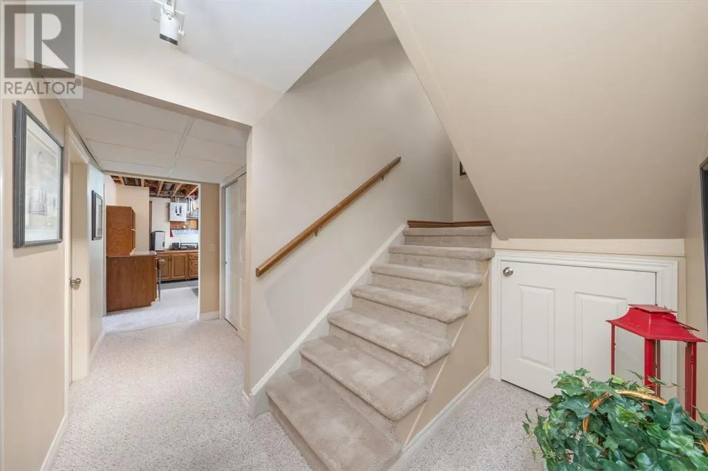 1031 ST CLAIR PARKWAY