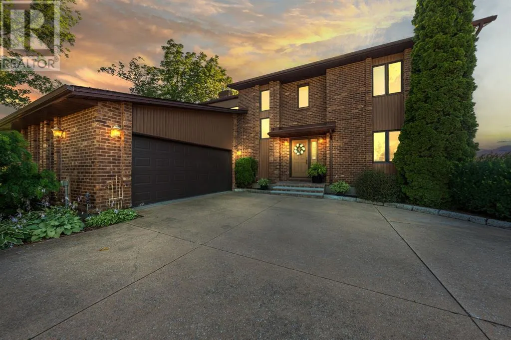 1031 ST CLAIR PARKWAY