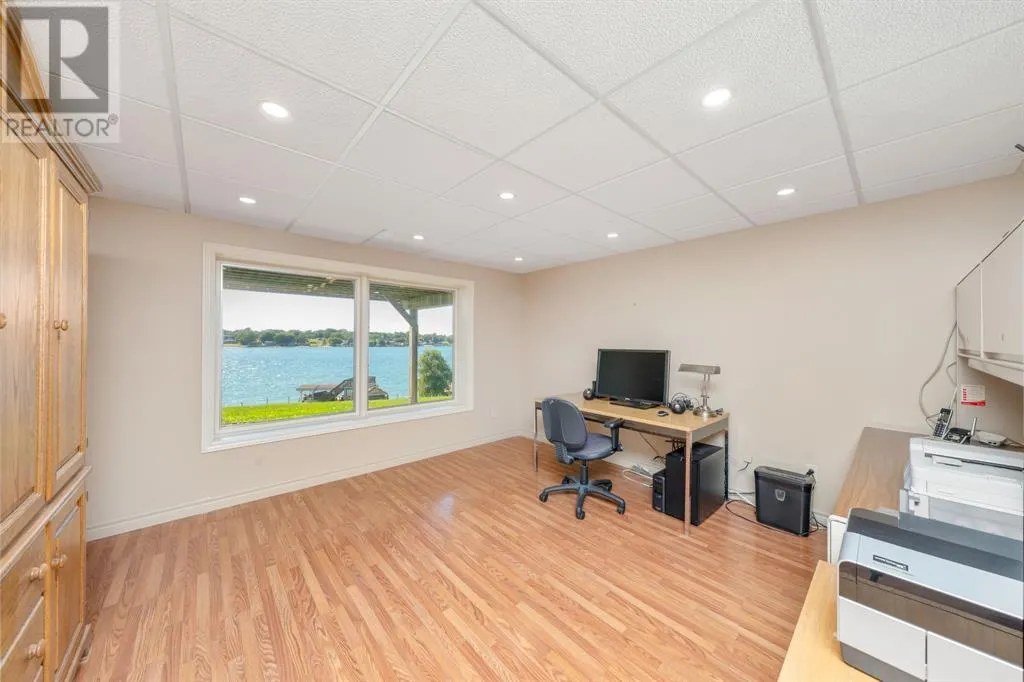 1031 ST CLAIR PARKWAY