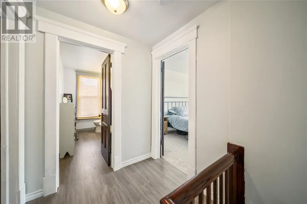 224 Confederation STREET