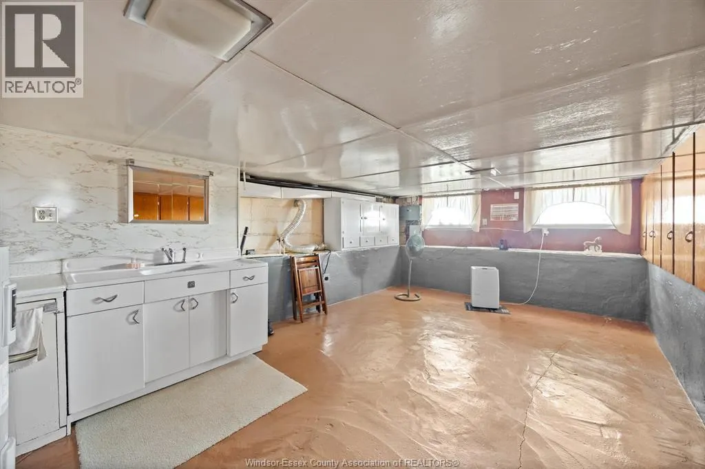 4437 KEMP LINE