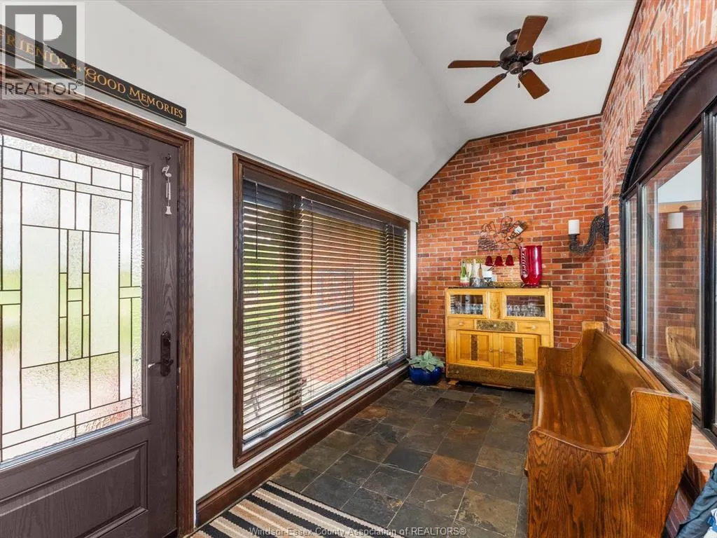 266 EAST BEACH RD