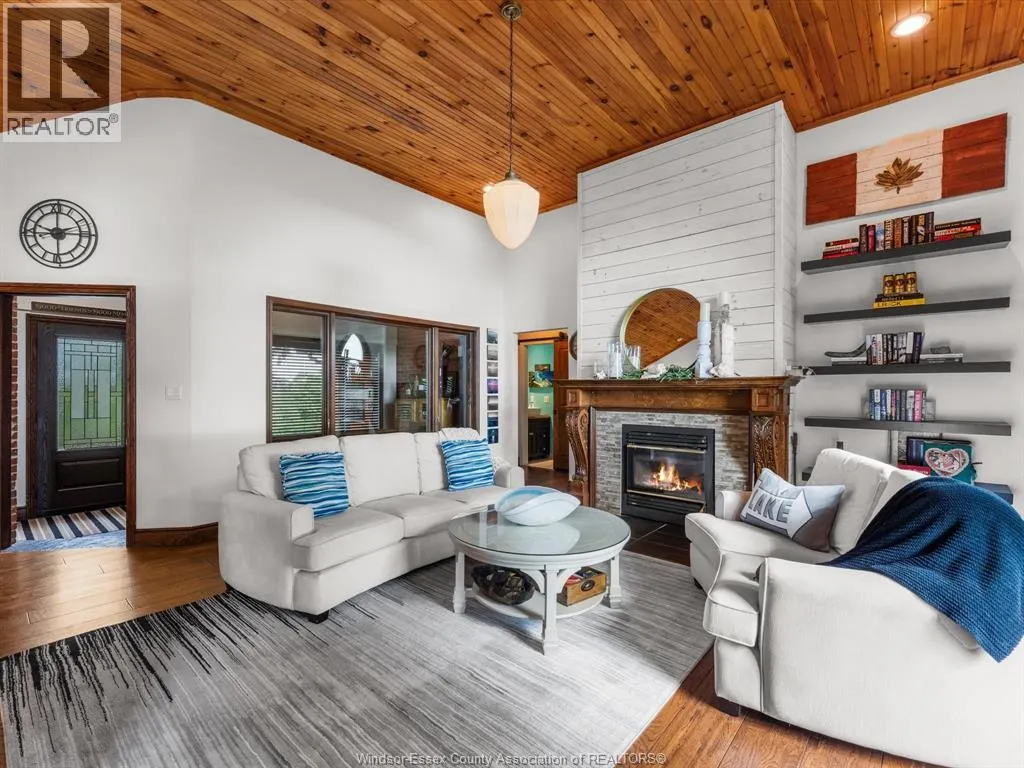 266 EAST BEACH RD