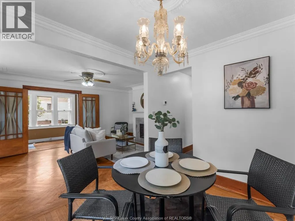 1303 TORQUAY DRIVE