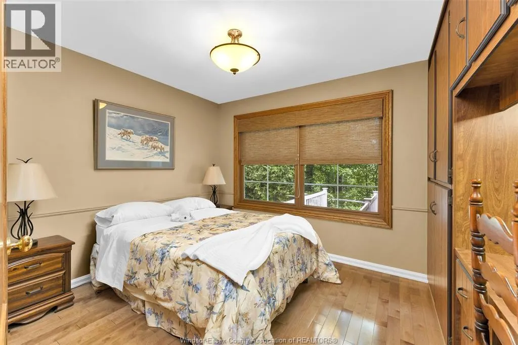 1506 WHITEWOOD