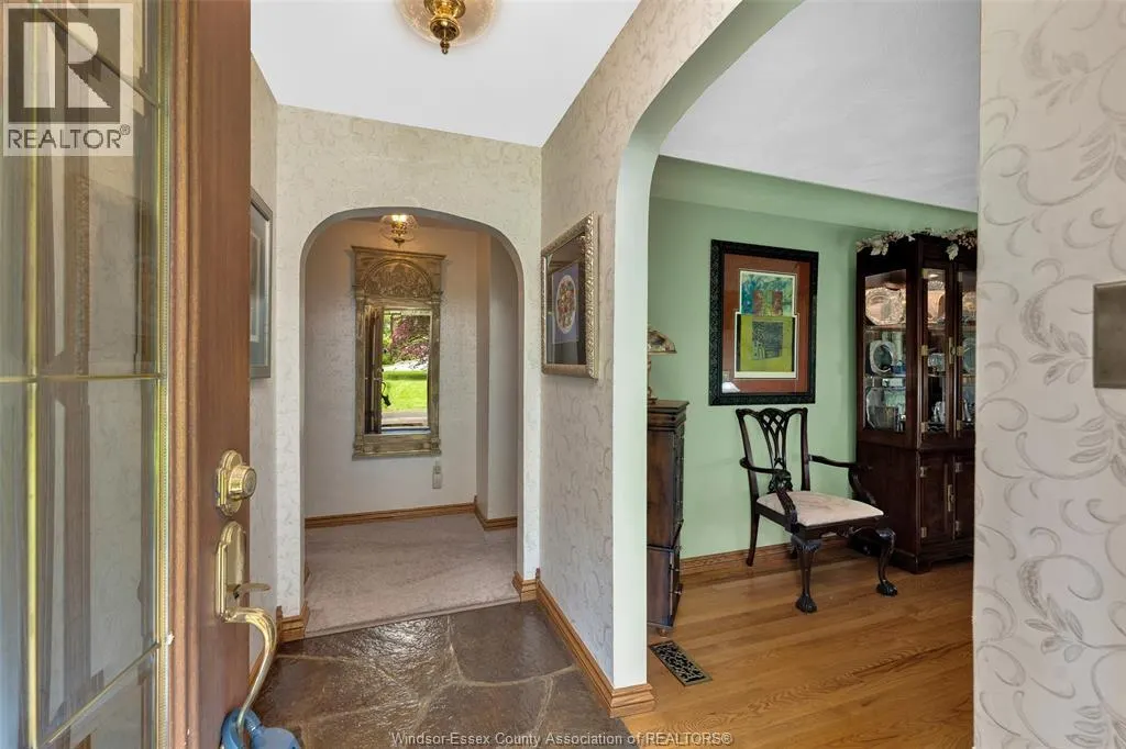 1506 WHITEWOOD