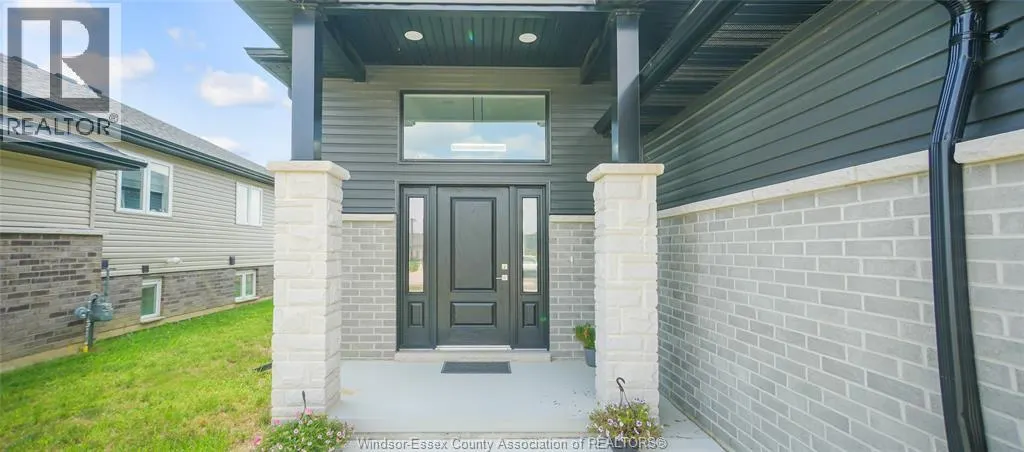 794 KEIL DRIVE