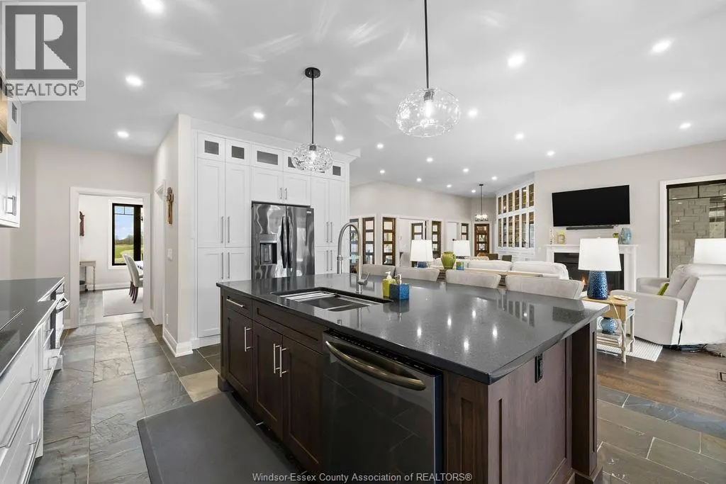 2075 Arner Townline