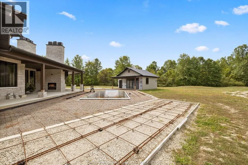 2075 Arner Townline