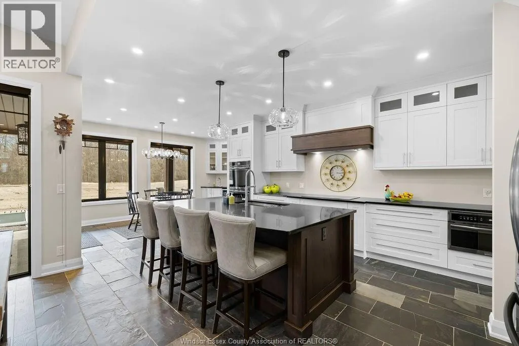 2075 Arner Townline