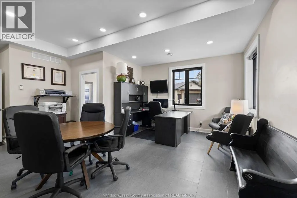 2075 Arner Townline