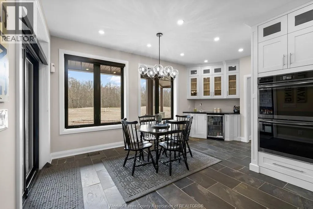 2075 Arner Townline