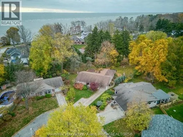 331 BAYVIEW CRESCENT