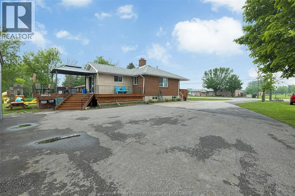9556 MALDEN RD.