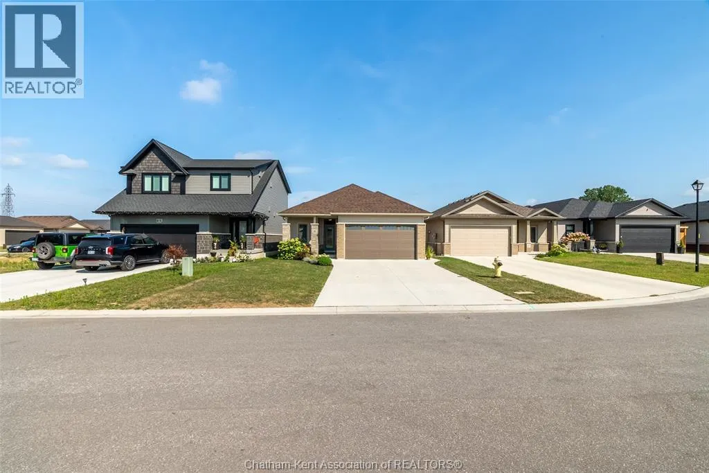 11 CHAMPLAIN COURT