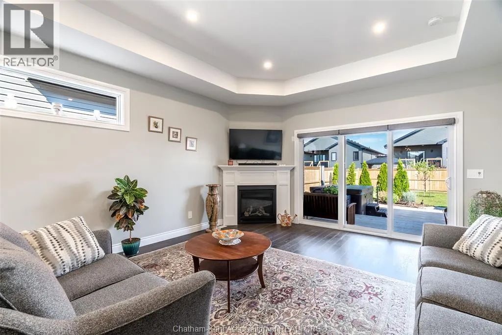 11 CHAMPLAIN COURT