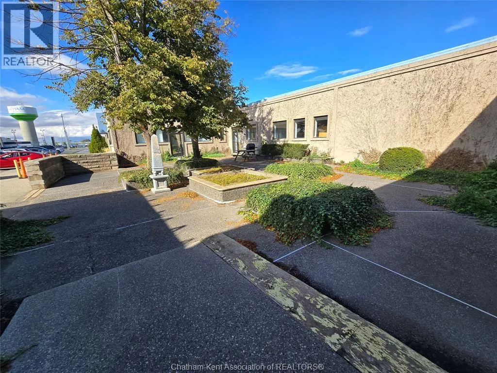 750 RICHMOND STREET