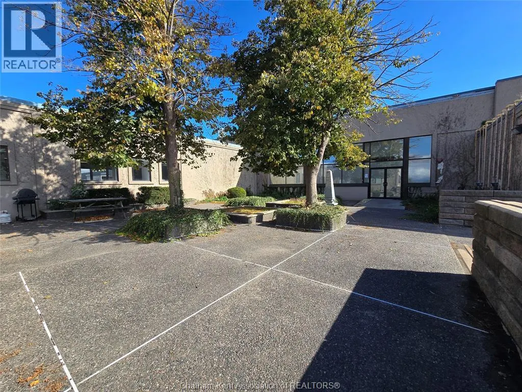 750 RICHMOND STREET