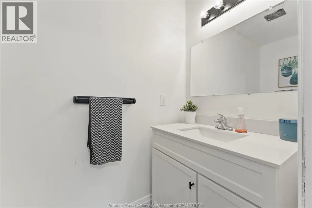 145 COUNTY RD 50 W