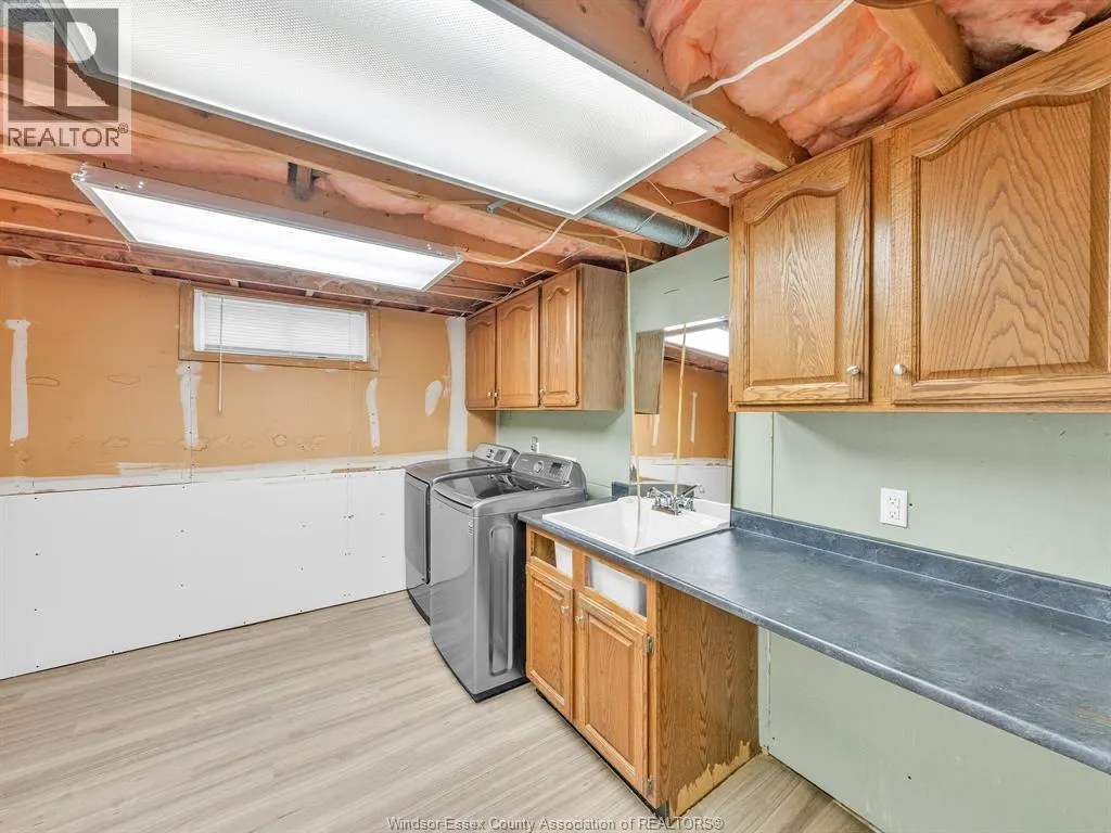 99 Woodycrest AVENUE