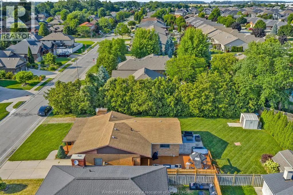 99 Woodycrest AVENUE