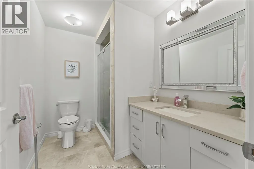 117 ARTHUR STREET North