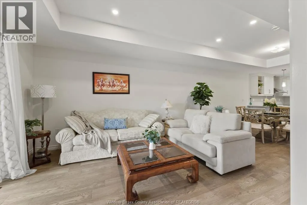 117 ARTHUR STREET North