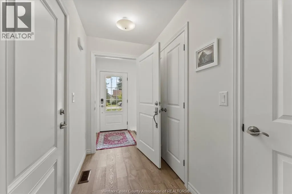 117 ARTHUR STREET North