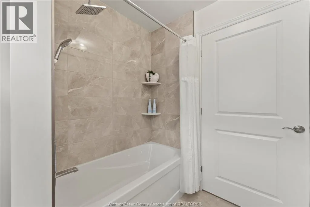 117 ARTHUR STREET North