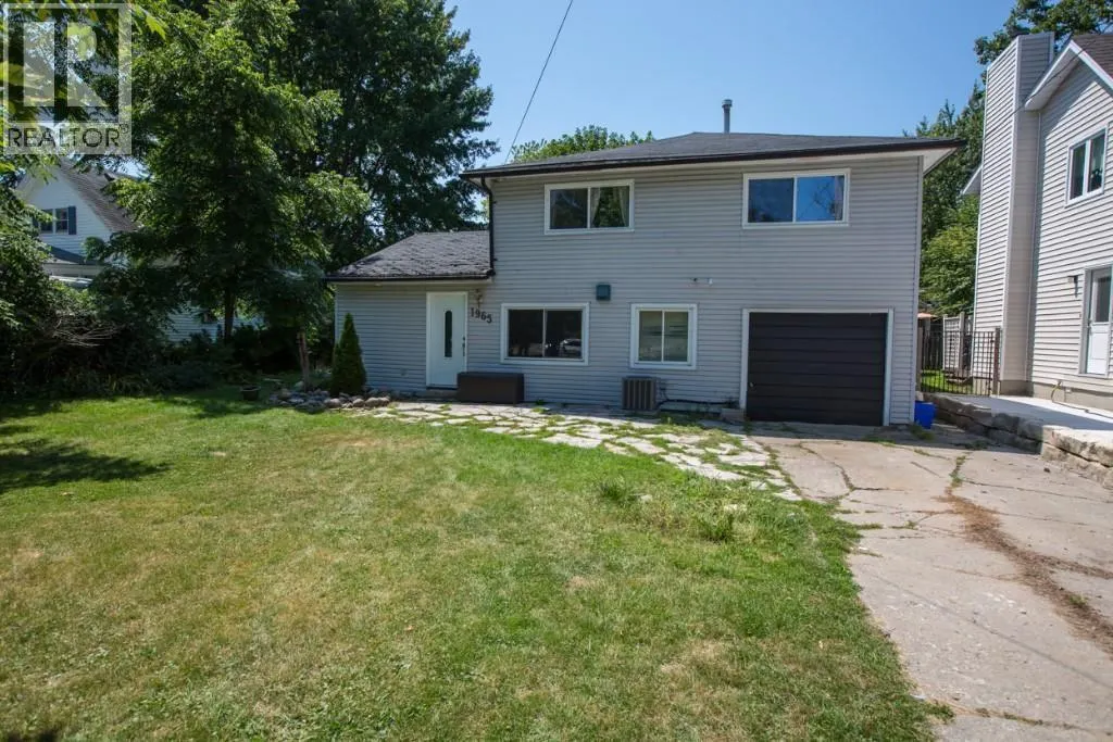 1965 JAMES STREET West