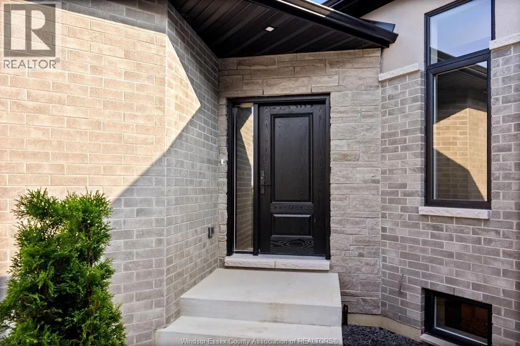 5 EAGLE STREET