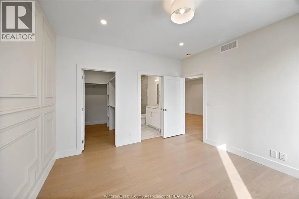 5 EAGLE STREET