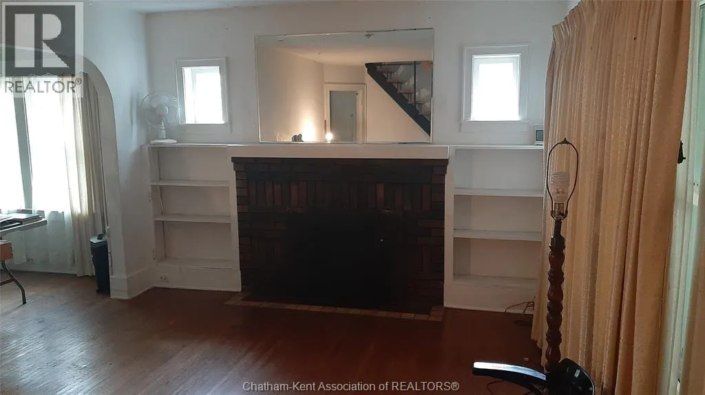 89 GLADSTONE AVENUE