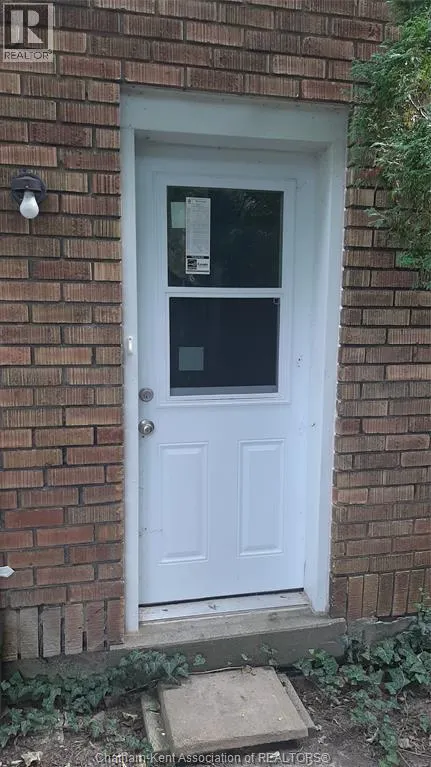 89 GLADSTONE AVENUE