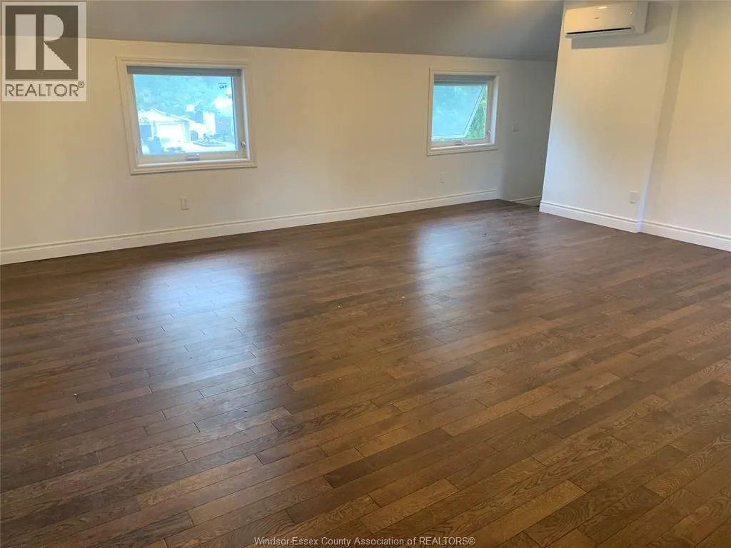 12042 MAISONNEUVE
