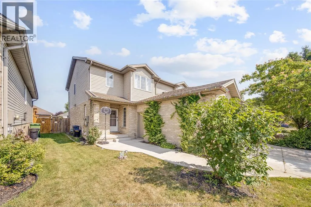 746 MICHAEL DRIVE